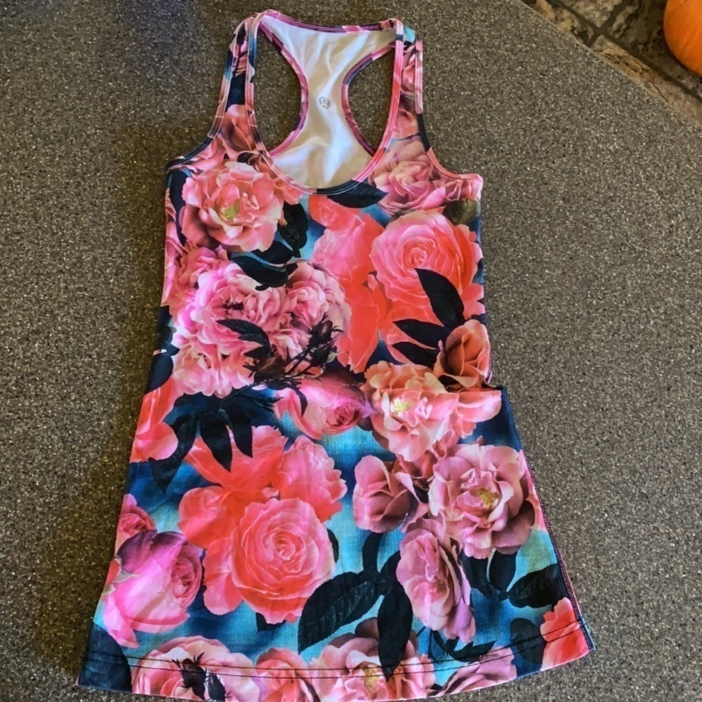 LULULEMON SECRET GARDEN RACERBACK TOP
